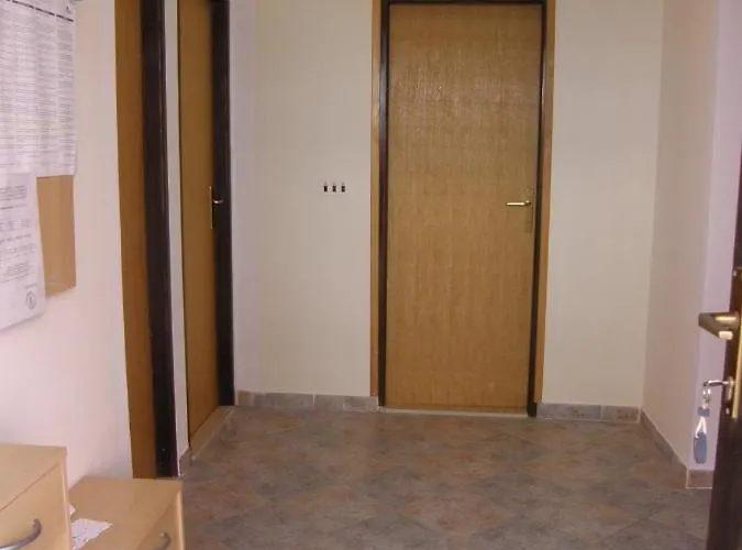 With Parking Space Pinezici, Krk - 15269 Apartamento Vrh (Krk)